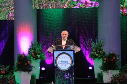 Muslim largest gatherings in N. America to discuss questions faced by Muslims